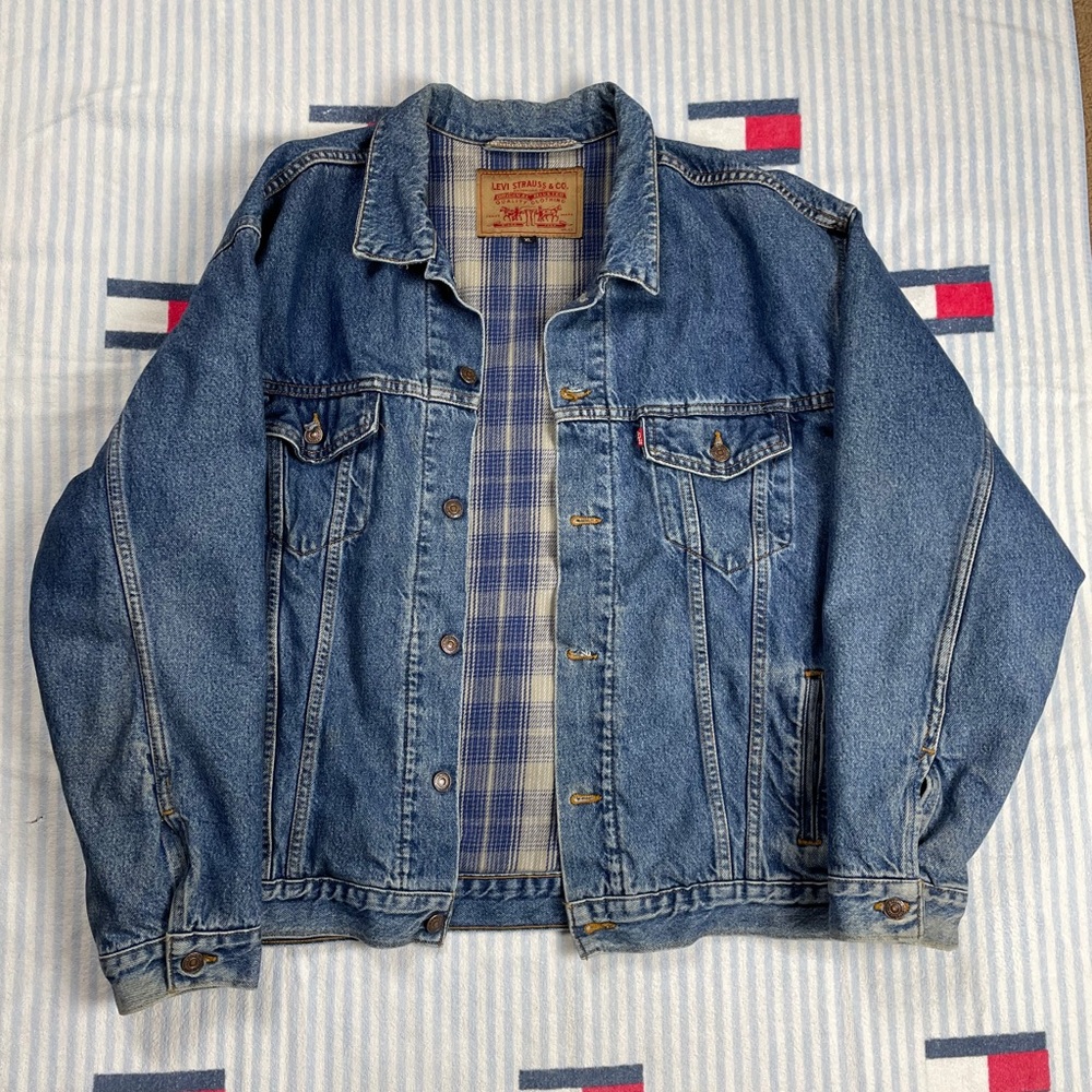 Vintage Levi’s blanket lined denim jacket